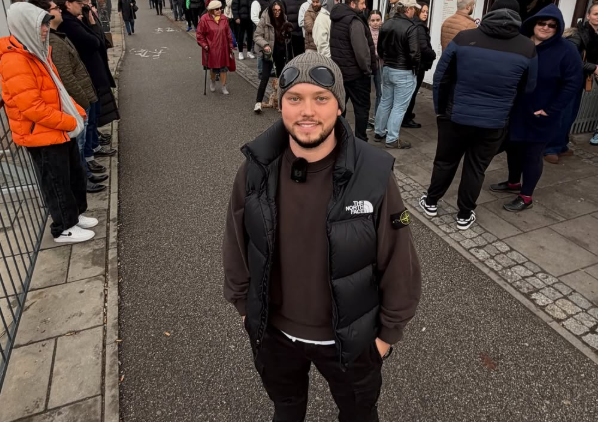 Książulo – kim jest znany Youtuber kulinarny Szymon Nyczke? Wiek i dziewczyna gwiazdora